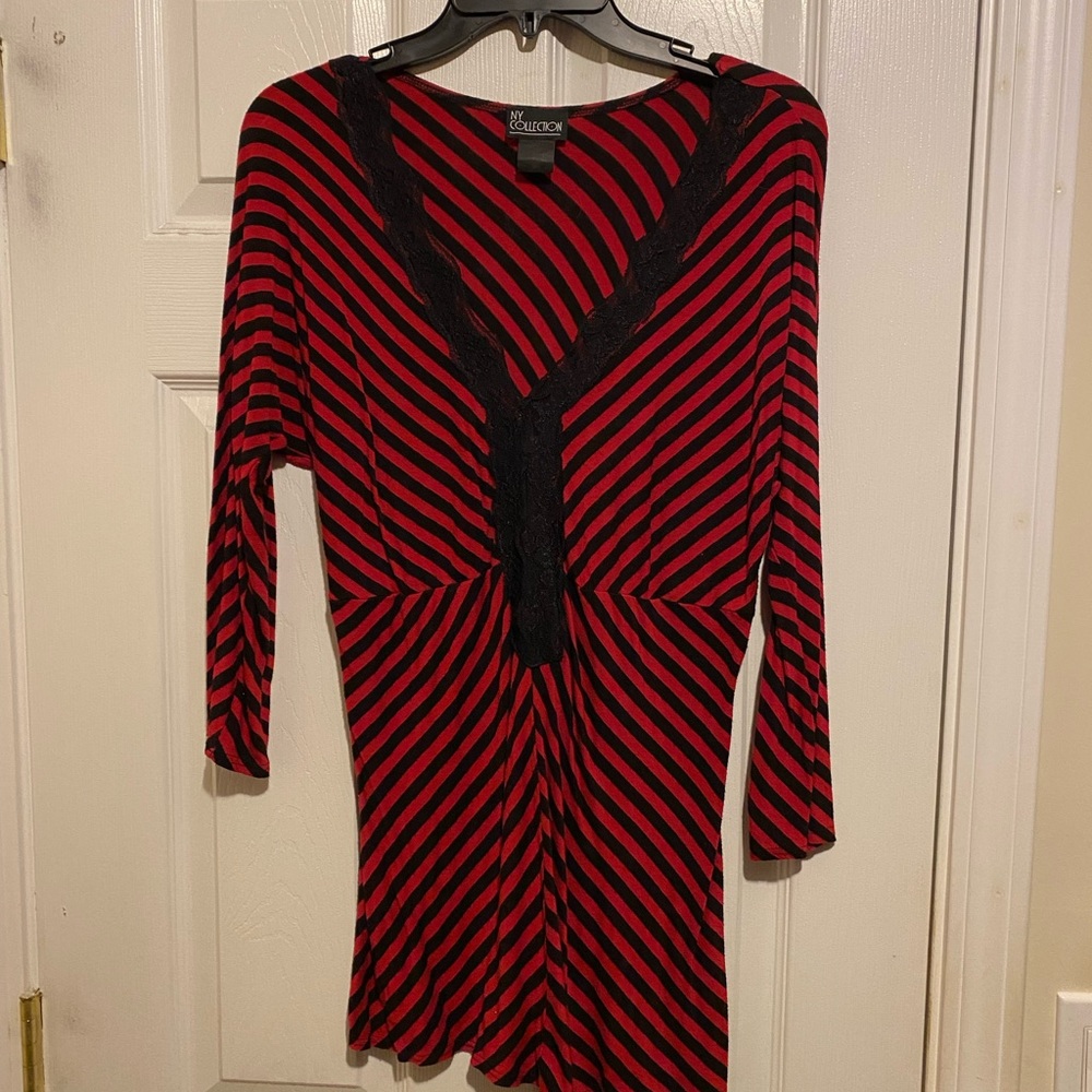 Ladies NY Collection top